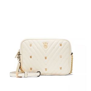 MWT VICTORIA'S SECRET
Crossbody Camera Bag